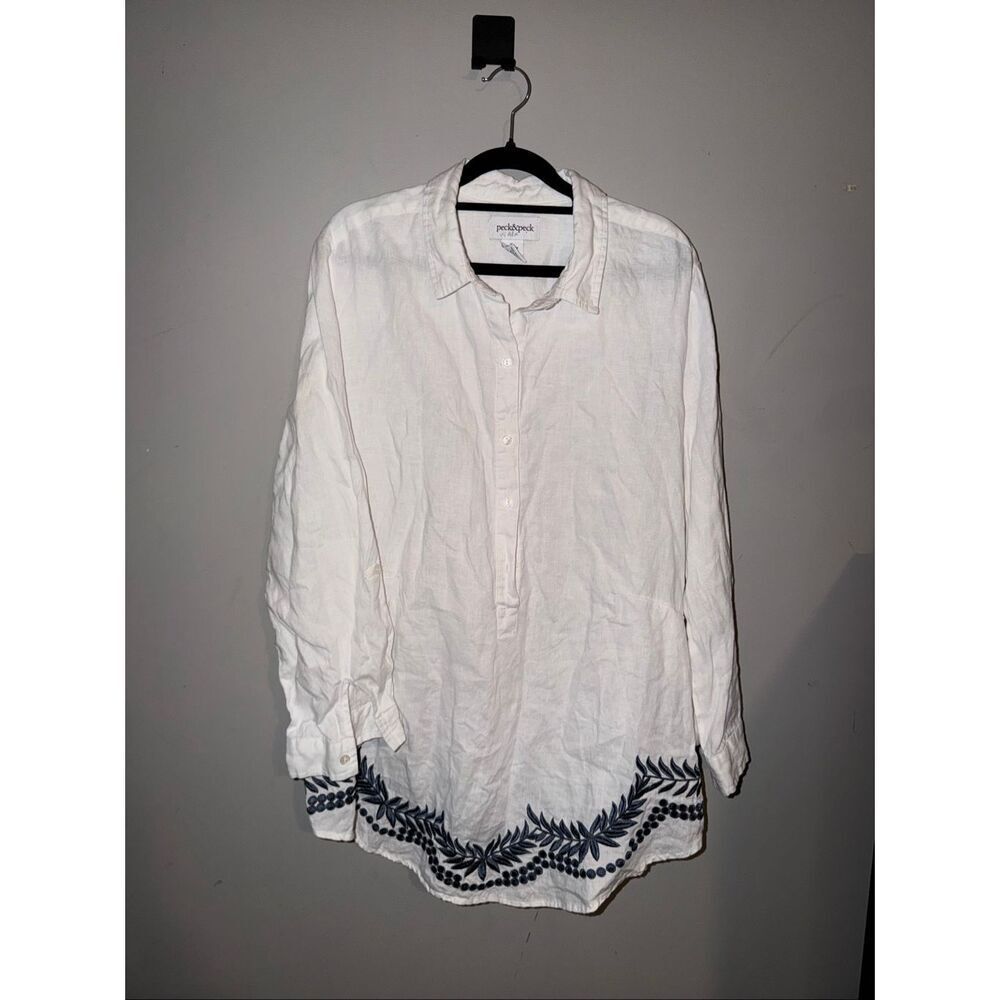 Peck & peck scolloped hem embroidered white pop over 100% tunic top